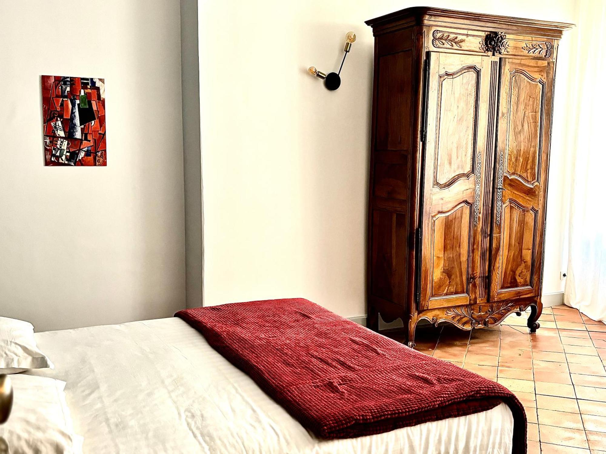 B&B Les chambres d'Aimé Carcasona Exterior foto